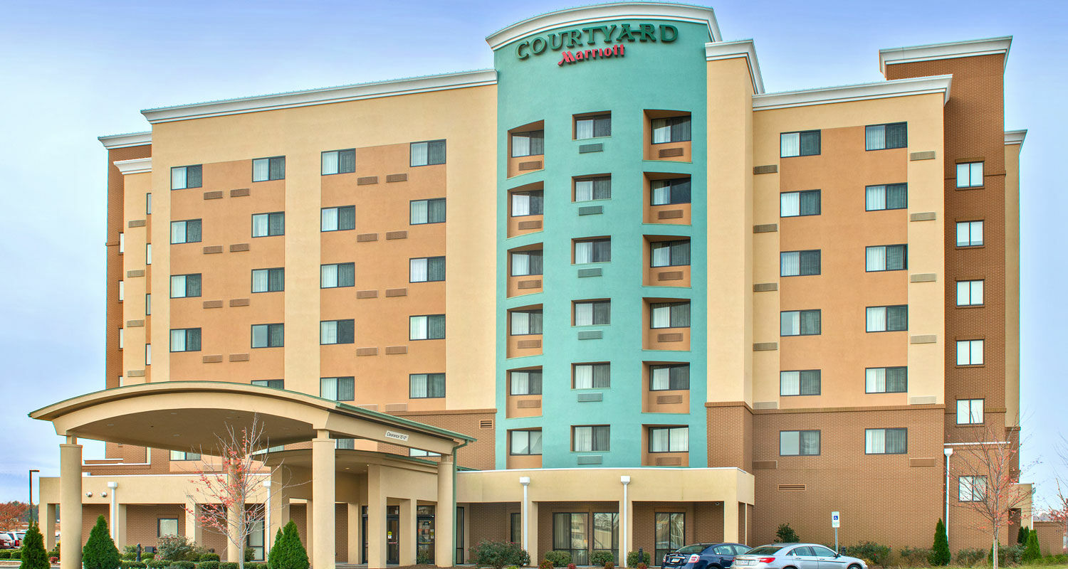 Courtyard Charlotte 3* Concord